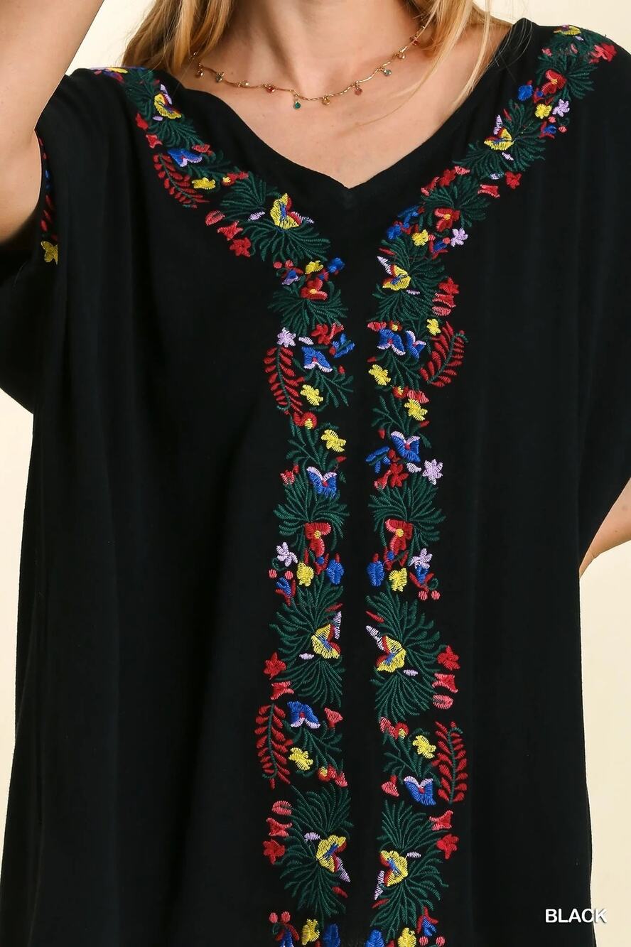 322-UMGEE Tropical Embroidery V-Neck Kaftan Top size M NWT / PTP 32”